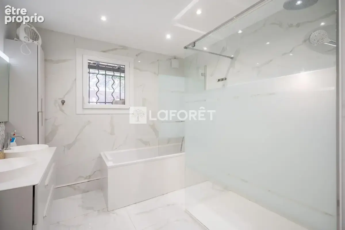 Maison La Penne Sur Huveaune - T6 - photo 15