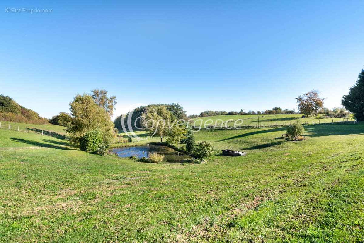 Maison à LA PORCHERIE