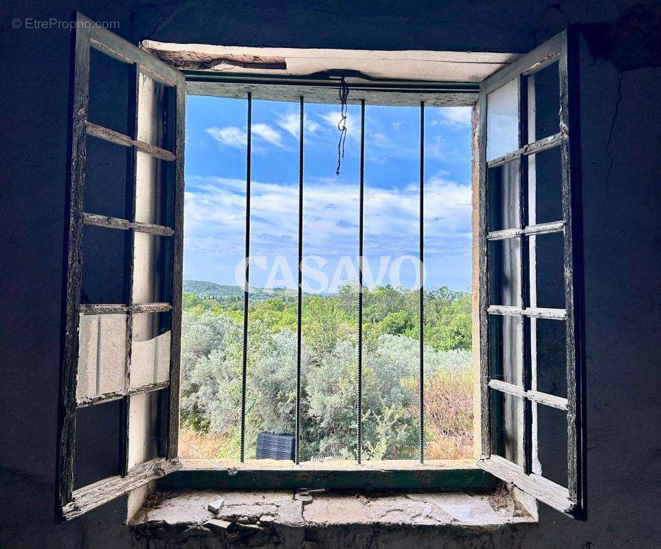 Maison à LA FARE-LES-OLIVIERS