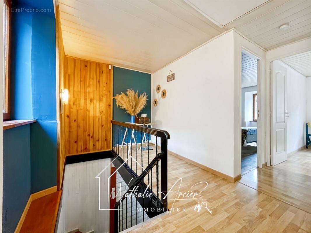 Maison à VERRERIES-DE-MOUSSANS