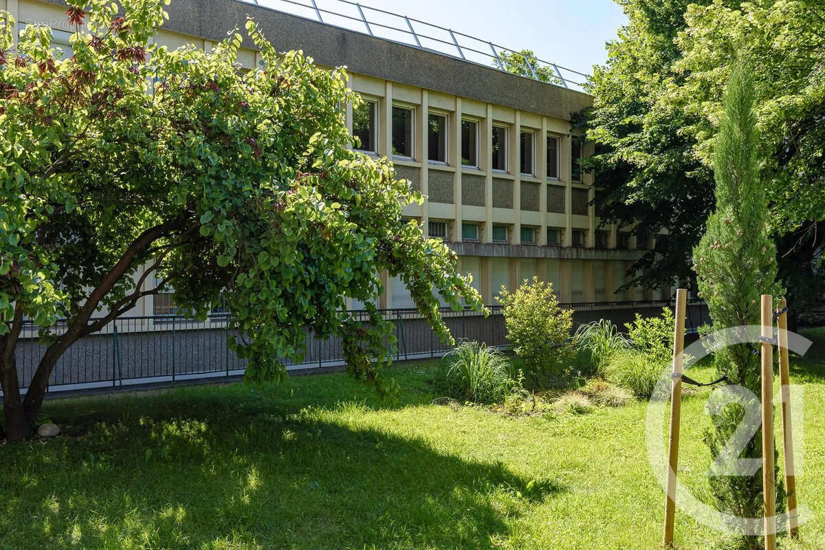 Autre à GRENOBLE