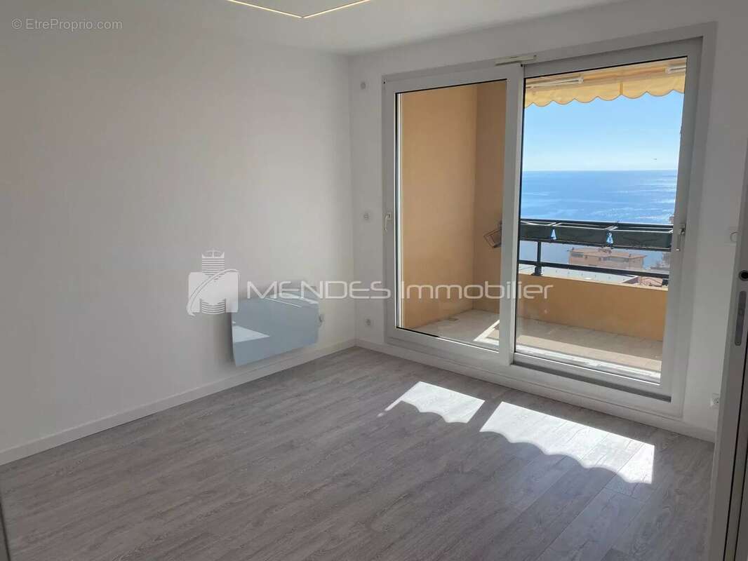 Appartement à BEAUSOLEIL