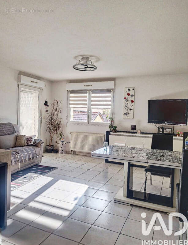 Photo 2 - Appartement à WITTELSHEIM