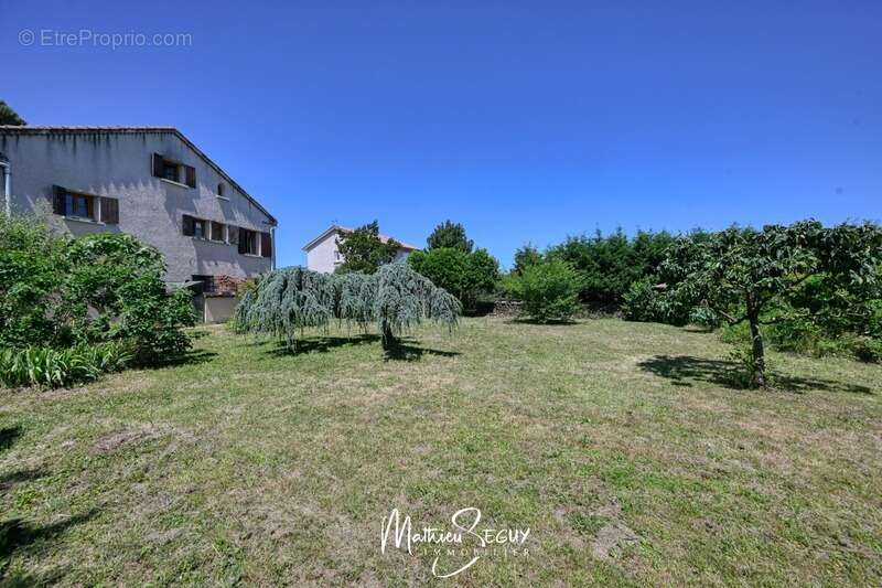 Maison à MORNANT