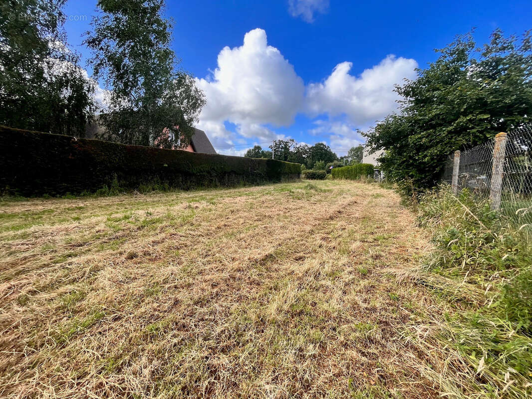 Terrain à SAINTE-MARGUERITE-D&#039;ELLE