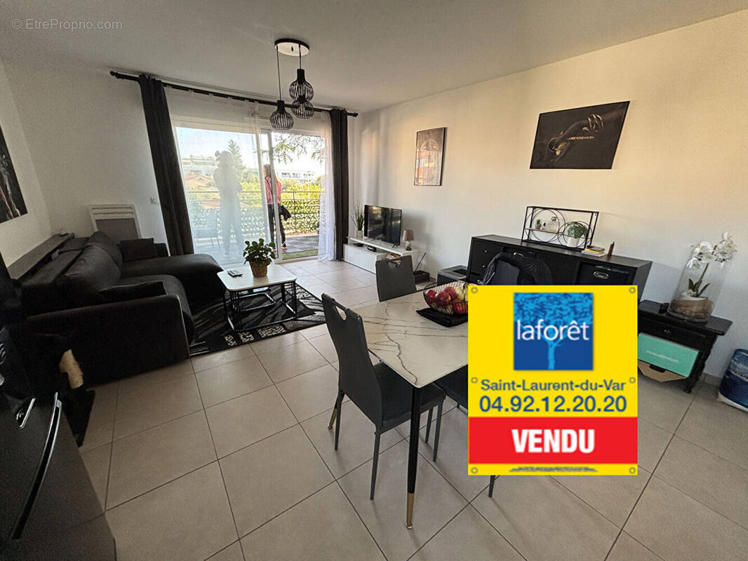 Appartement à SAINT-LAURENT-DU-VAR