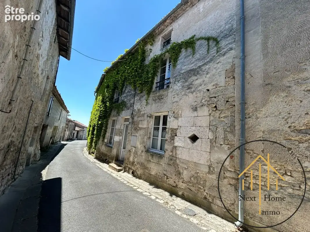Maison 5 pièces 180 m² à vendre à Villebois-Lavalette (16320) - photo 2