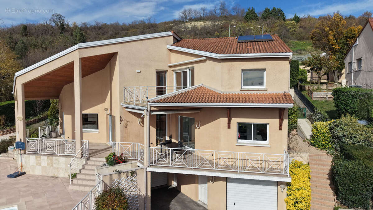 Maison à COURNON-D'AUVERGNE