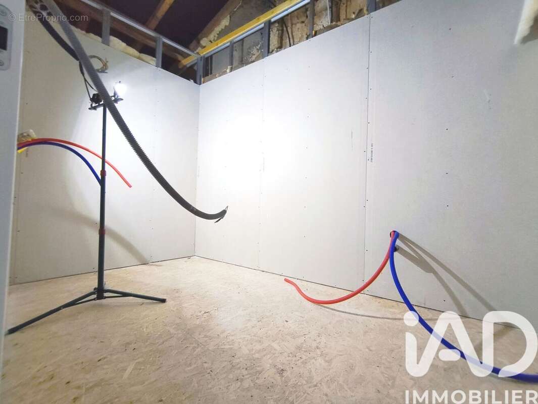 Maison 115 m² à Sailly-Achatel  - photo 8
