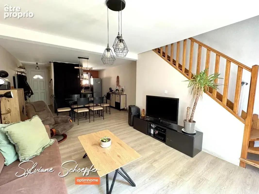 Maison rénovée avec jardin, terrasses et garage - Proche du centre-ville de SAINT PAUL TROIS CHATEAUX (26) - photo 3