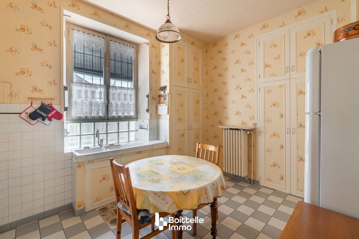 Maison 9 pièces 231 m² à vendre à Chailly-En-Biere (77930) - photo 9