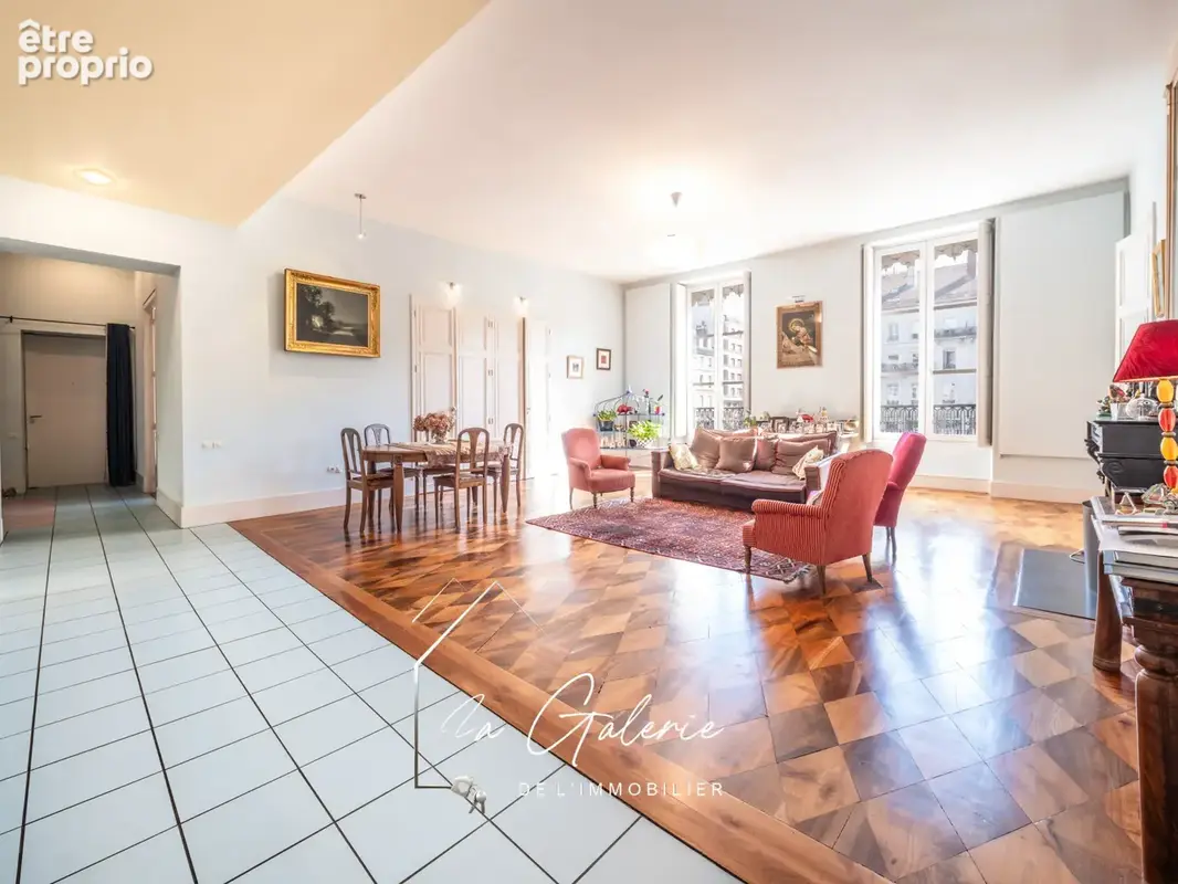 Appartement de prestige place vaucanson - photo 2