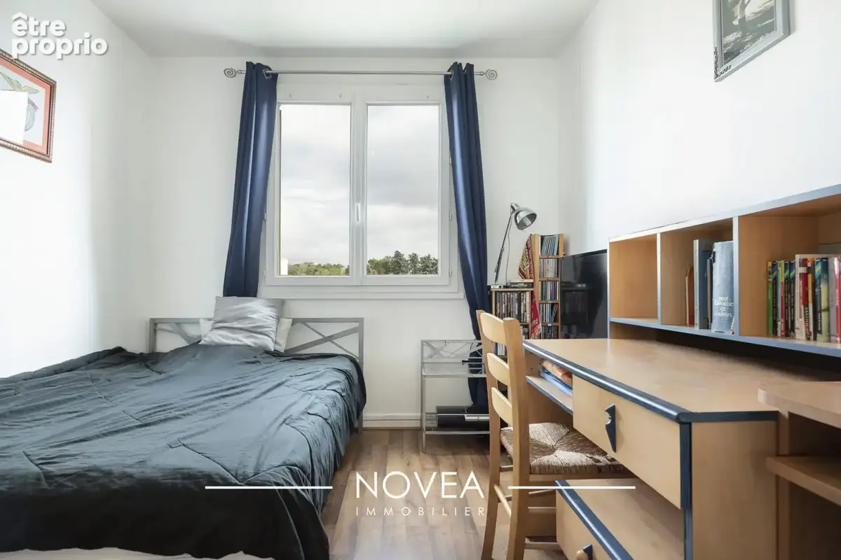 Appartement 4 pièces 70 m² à vendre à Sainte-Foy-Les-Lyon (69110) - photo 9