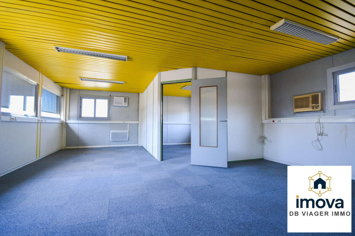 Commerce 236 m² à Abrest  - photo 5