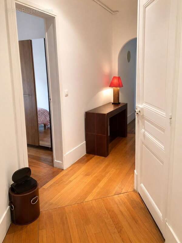 Photo 7 - Appartement à PARIS-18E