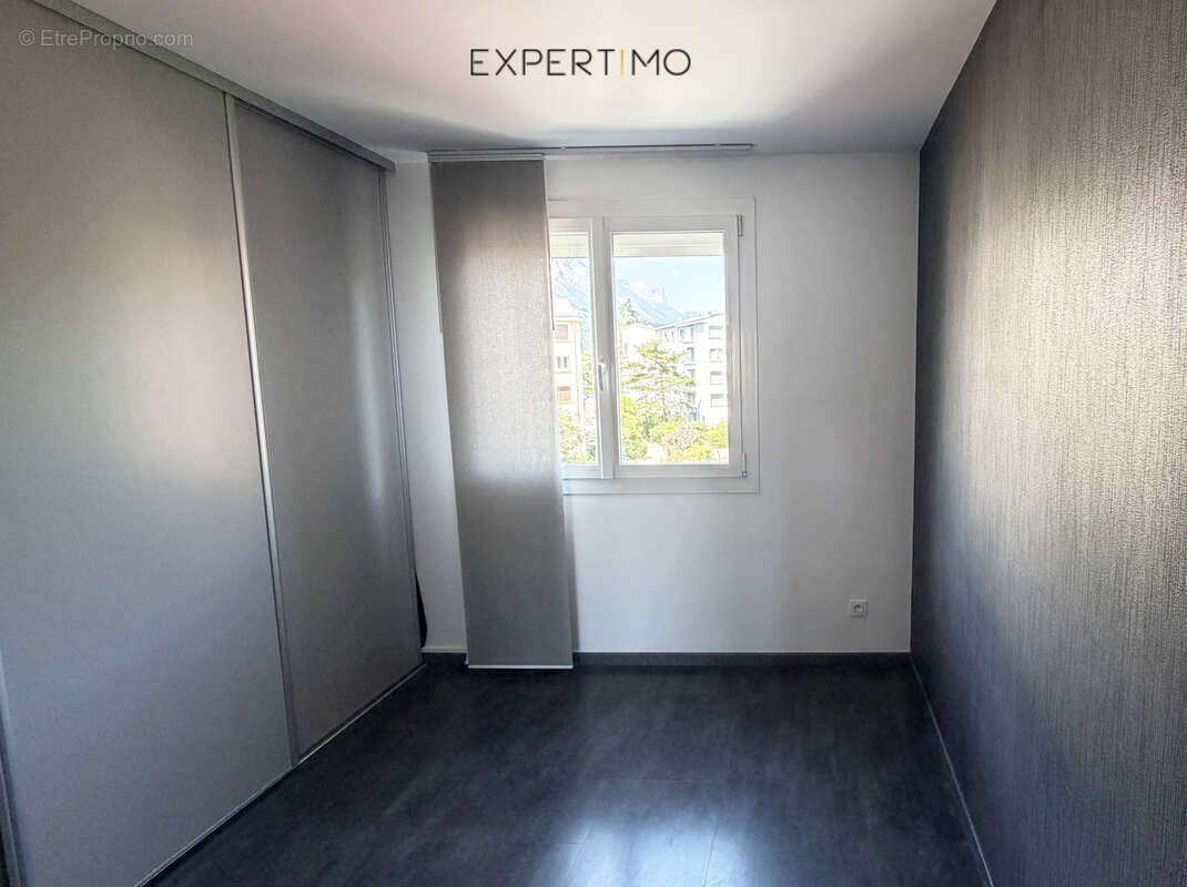 Appartement à LA TRONCHE