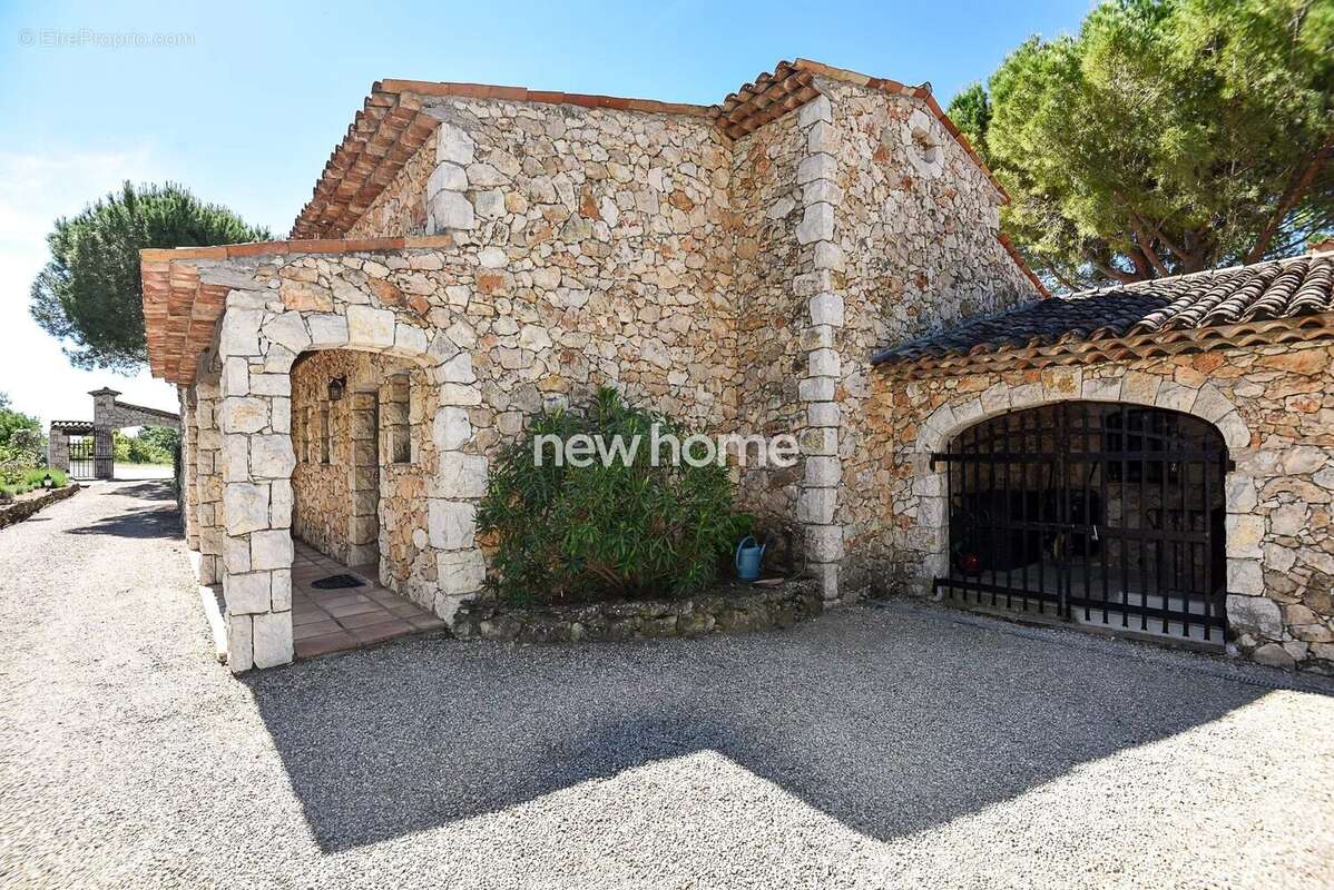 Maison à TOURTOUR