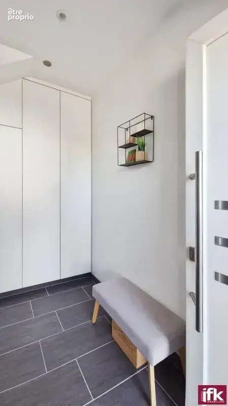 Appartement T4 de 98 m² avec entrée individuelle, balcon, garage et parking - photo 10