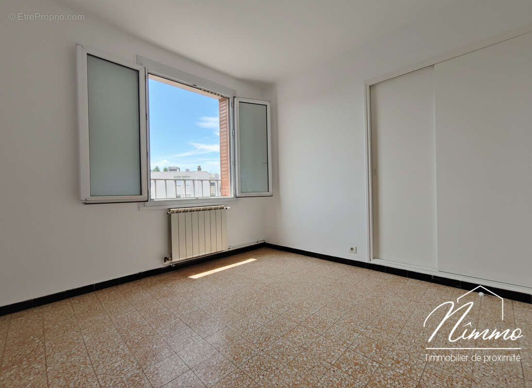 Appartement à NIMES