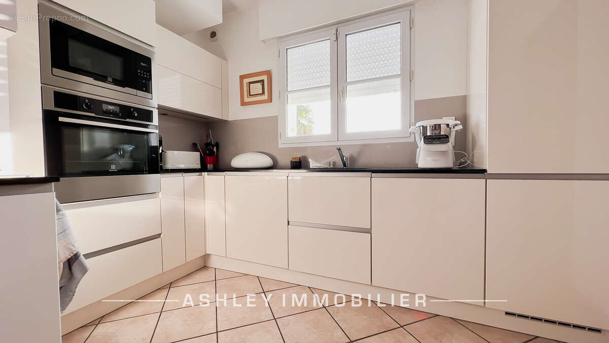 Exclusivité - à vendre 10 min de la rochelle  - maison familiale  5 chambres avec piscine et jardin2 - photo 6