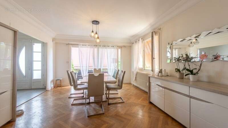 Maison de 5 pièces principales - photo 4