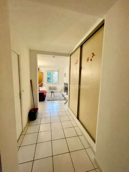 Maison à LA VILLE-DU-BOIS