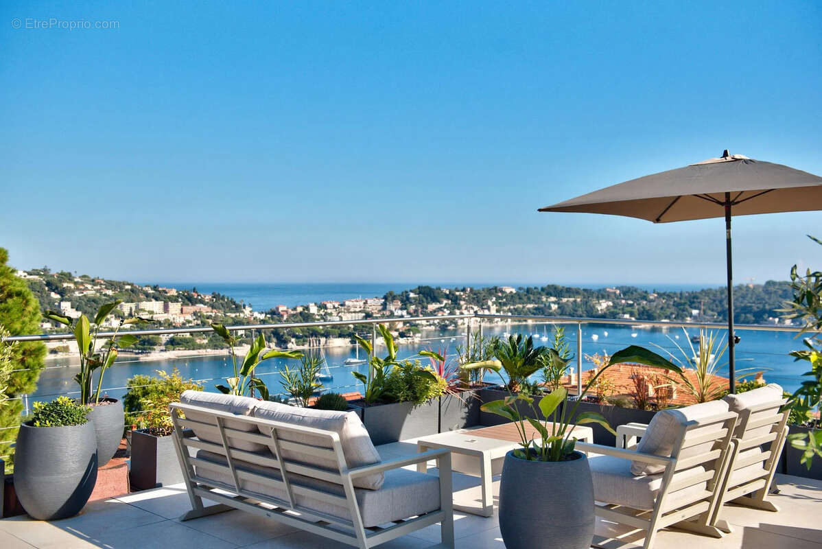 Appartement à VILLEFRANCHE-SUR-MER