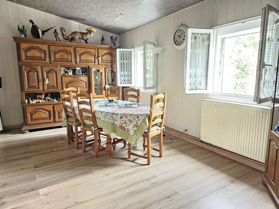 Maison 90 m² à Luynes  - photo 3