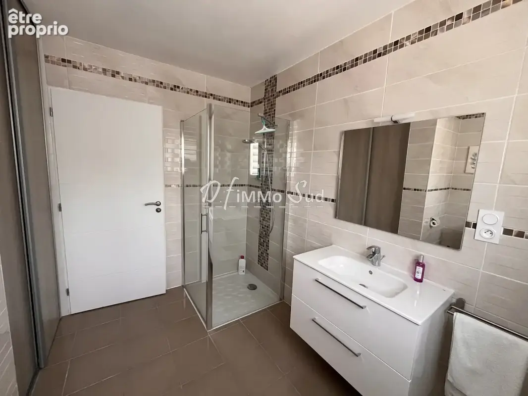 Maison Plain-Pied T4 avec garage, extérieur et piscine - photo 19