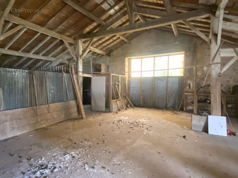 Maison à LA CHAPELLE-ACHARD