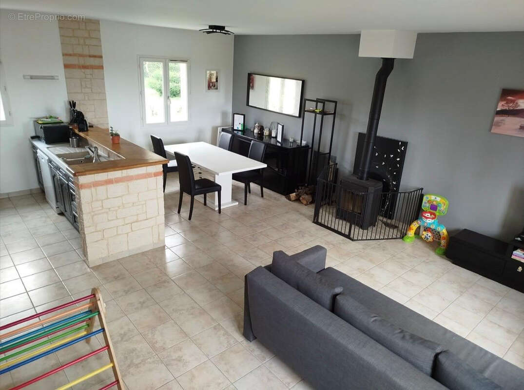 Maison à OUROUER-LES-BOURDELINS