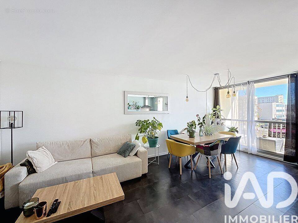 Photo 1 - Appartement à CAEN