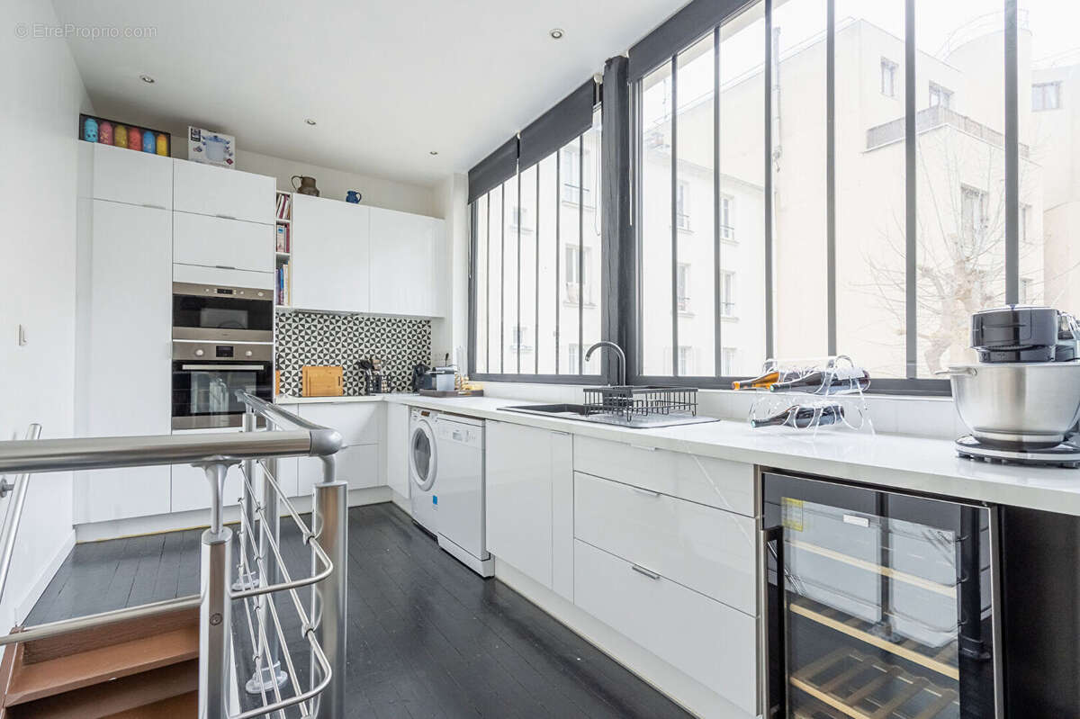 Appartement à LEVALLOIS-PERRET