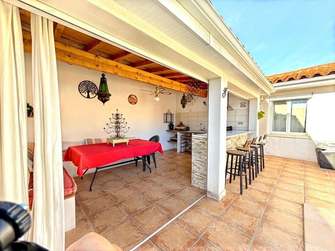 Maison à SAINT-CYPRIEN