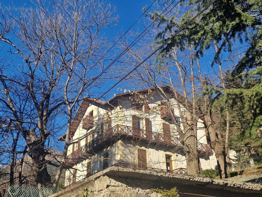 Photo 2 - Appartement à SAINT-MARTIN-VESUBIE