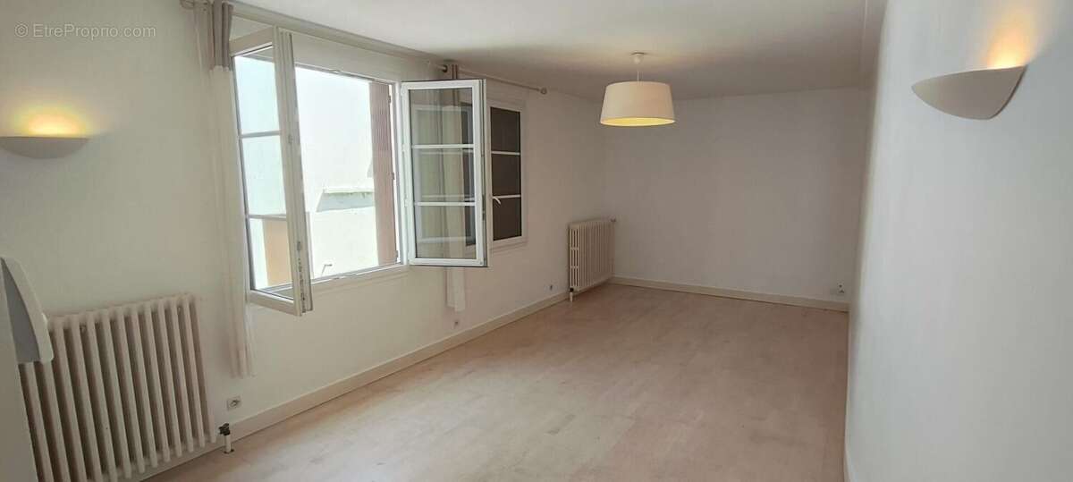 Appartement 203 m² à L'ile-Bouchard  - photo 4