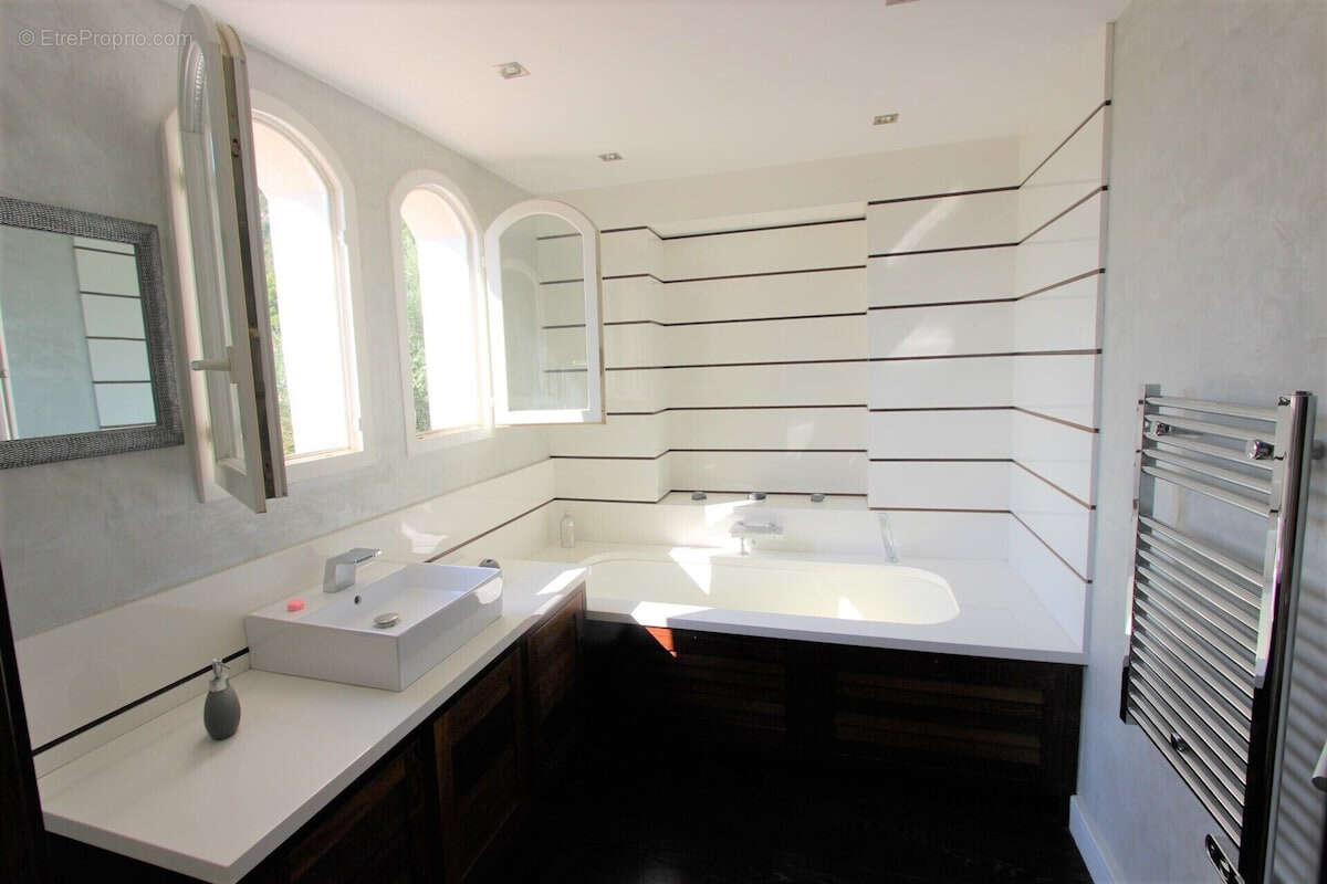 Maison à CAVALAIRE-SUR-MER