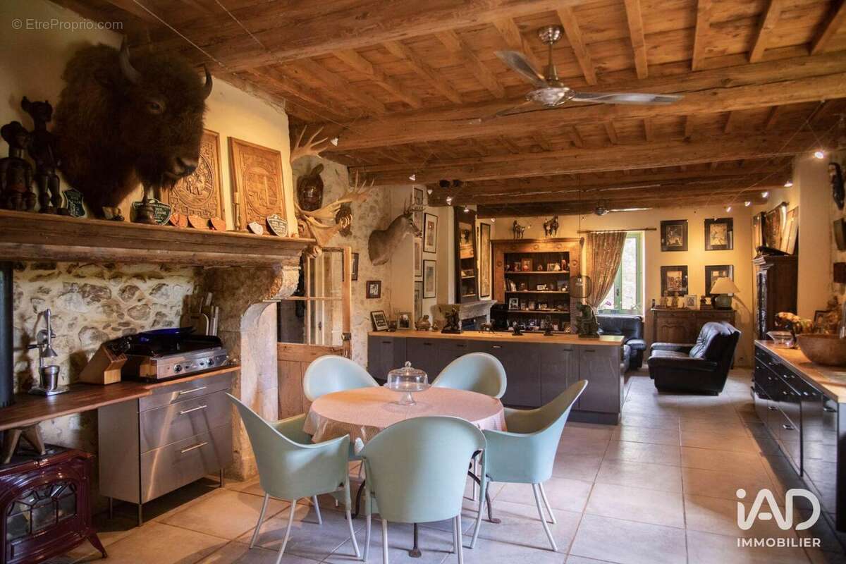 Photo 8 - Maison à SABRAN