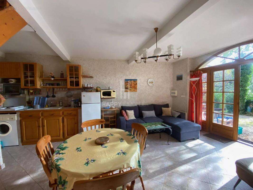 Maison à MAUSSANE-LES-ALPILLES