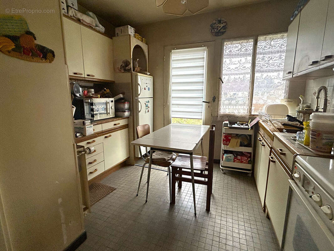 Maison à VERT-SAINT-DENIS