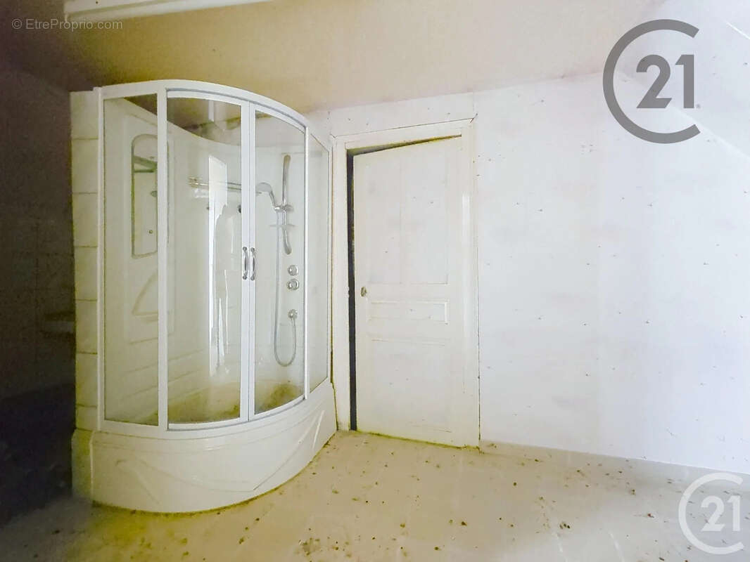 Appartement à SAINTE-SAVINE