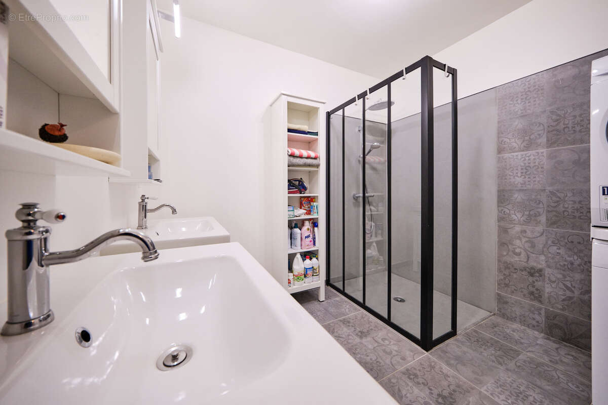 Appartement à ANNECY-LE-VIEUX