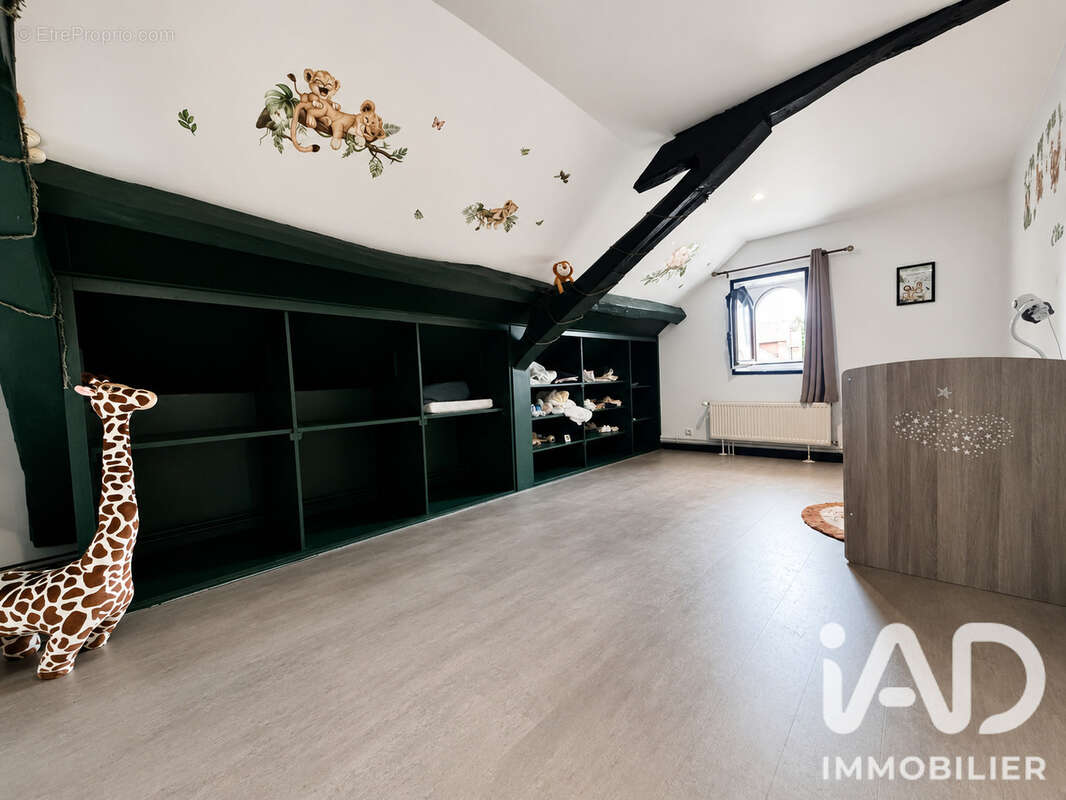 Maison 180 m² à Haussy  - photo 9