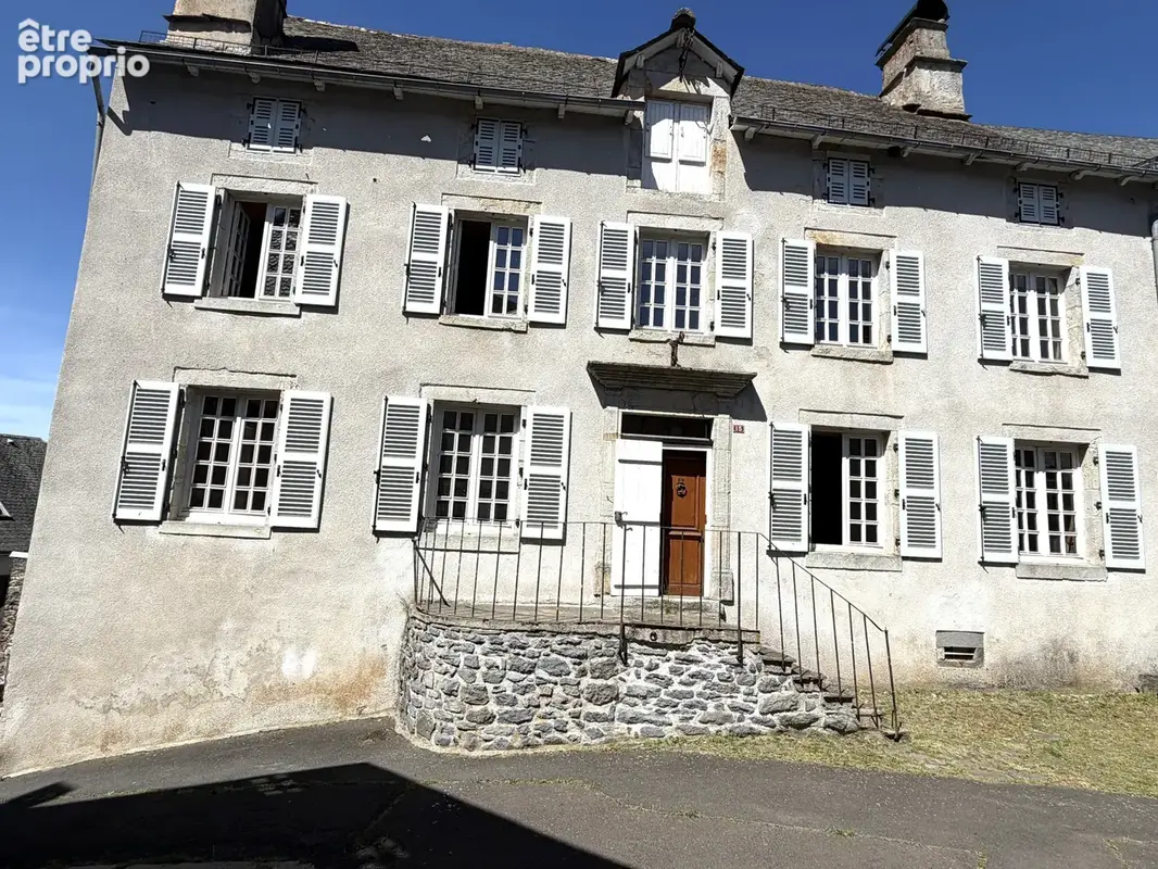 Maison à MARCENAT