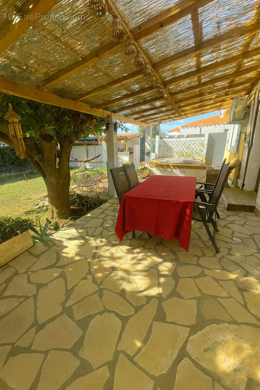 Maison à SAINT-HIPPOLYTE