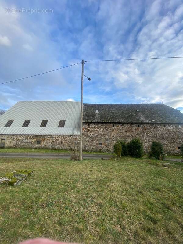 Corps de ferme, maison et grange - photo 7