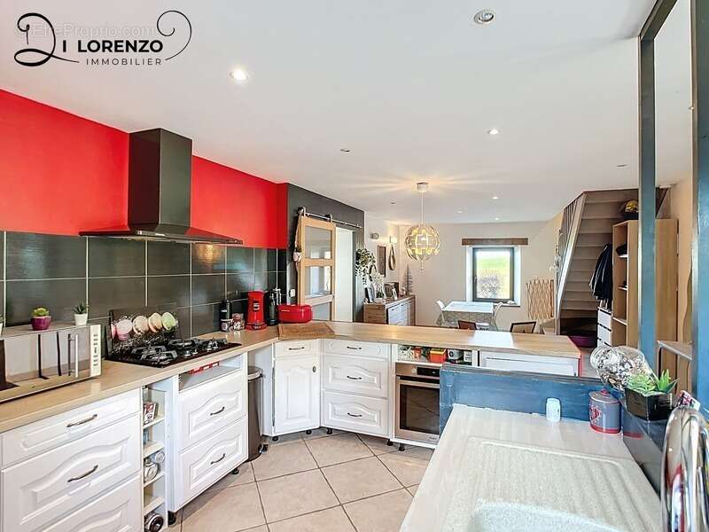 Maison à MEYRIEUX-TROUET