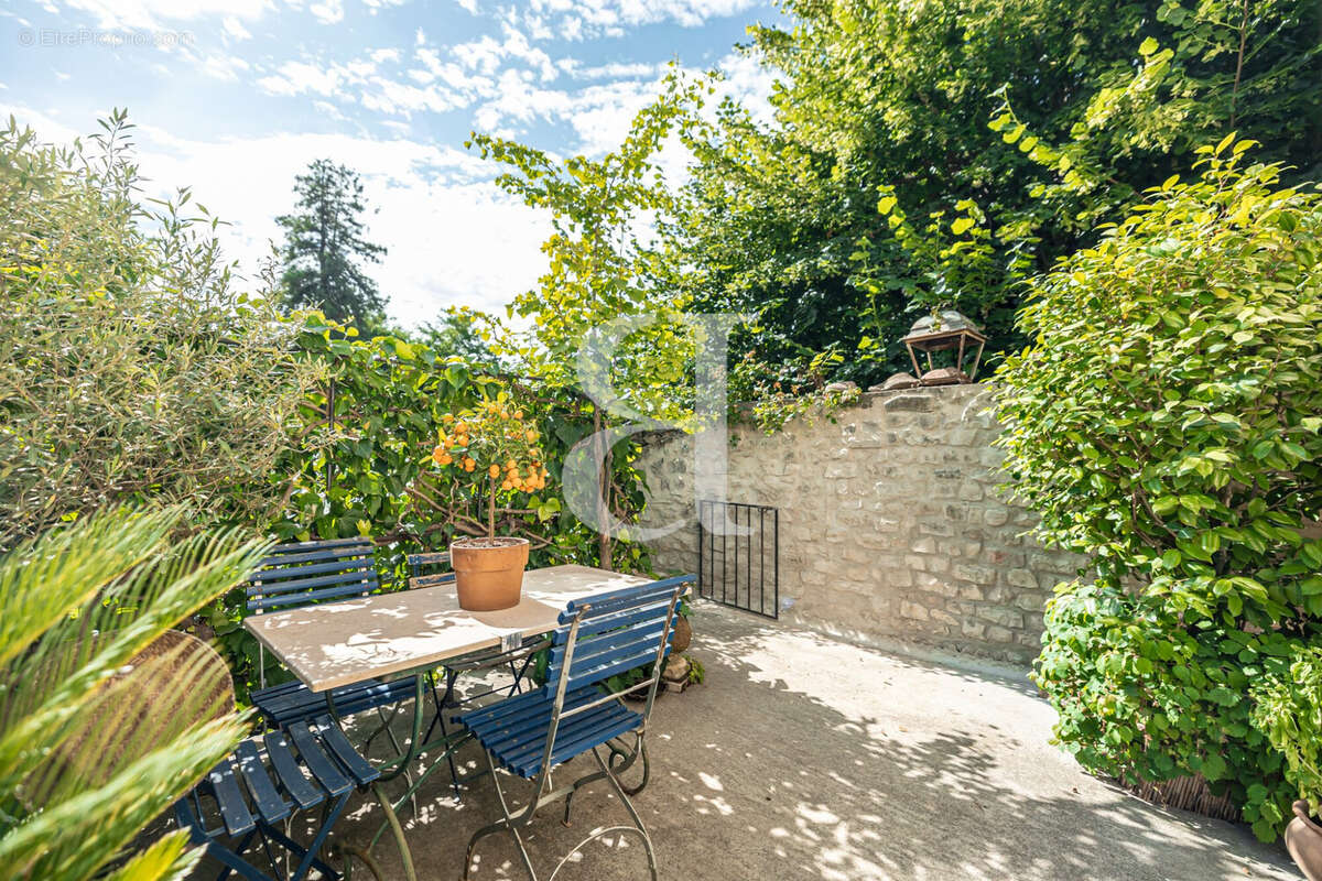 Maison 12 pièces 441 m² à vendre à Vaison-La-Romaine (84110) - photo 5
