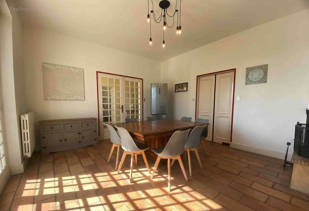 Maison à VIANNE
