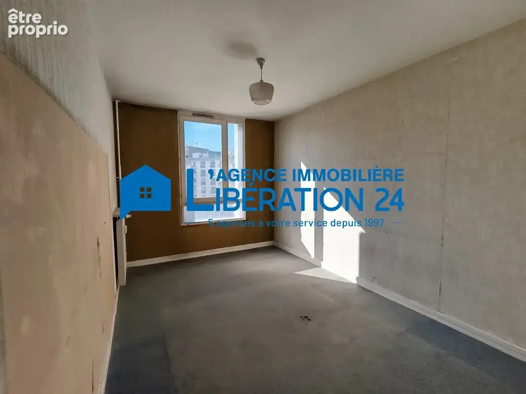 T5 de 107m² à Rénover avec balcon et Garage - photo 10